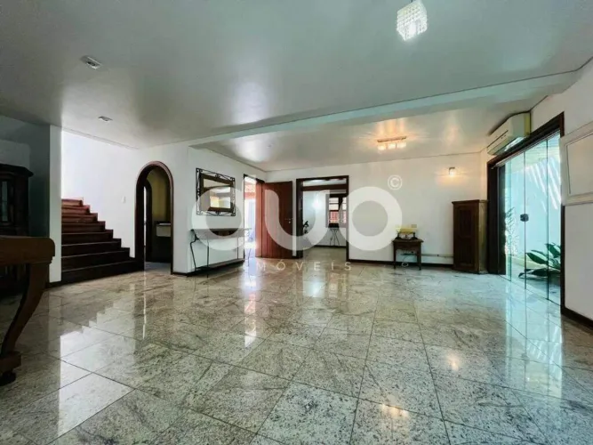 Casa com 3 dormitórios à venda, 236 m² por R$ 1.300.000,00 - Nova Piracicaba - Piracicaba/