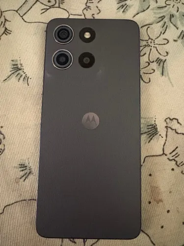Vendo motorola g15 256 gb 8 de ram