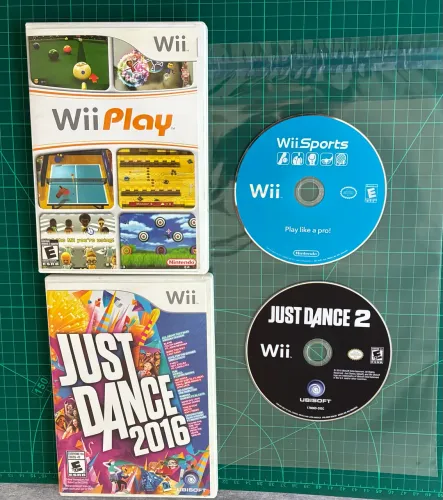 Lote de jogos e capas Nintendo Wii 