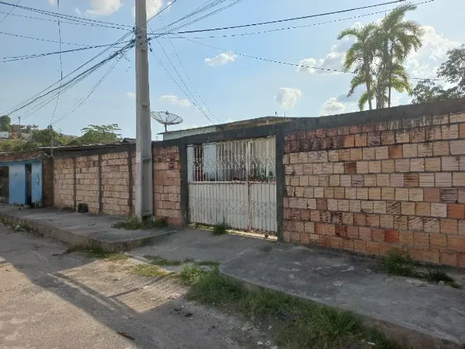 Vende se uma casa situado no riacho doce , bairro Cidade nova .