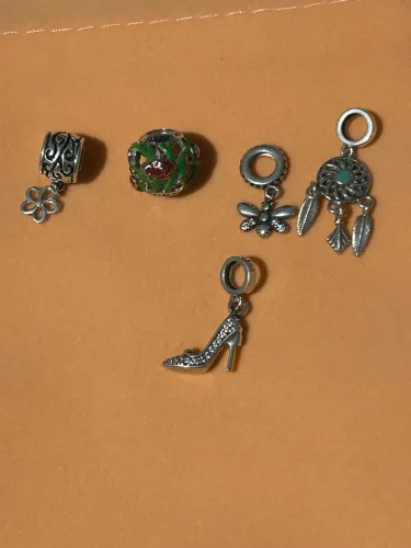 Berloques para pulseira Vivara/pandora