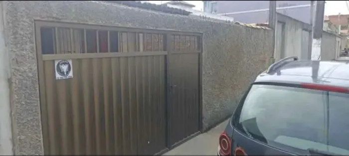 Vendo ou troco casa em Macaé