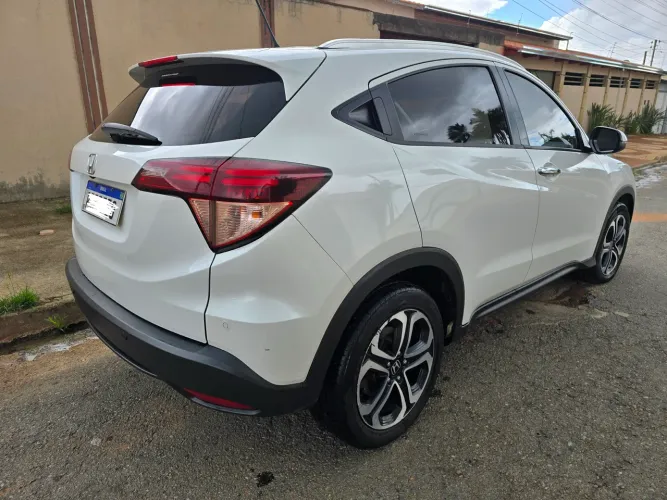 Honda HR-V Touring 1.8 Flexone 16V 5P Aut. 2018