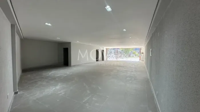 Ponto Comercial 205m² - Jd Satélite