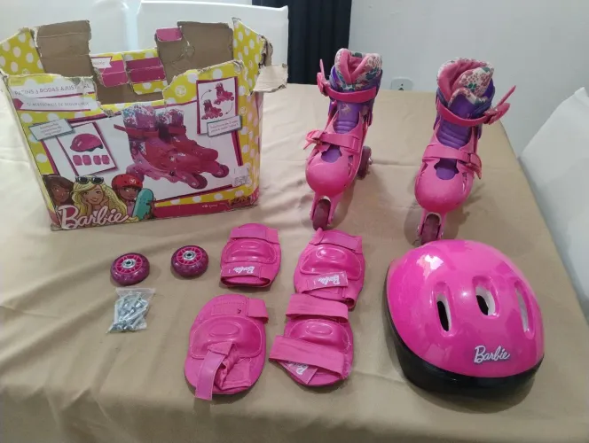 Patins da Barbie ajustável, numeração 29 ao 32