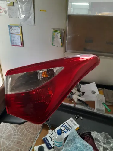 Lanterna HB20 Hatch original 