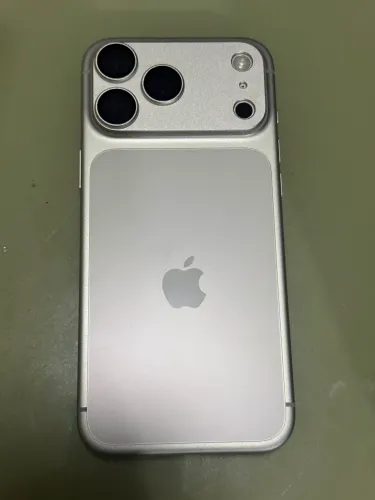 iPhone 17 pro Max 256