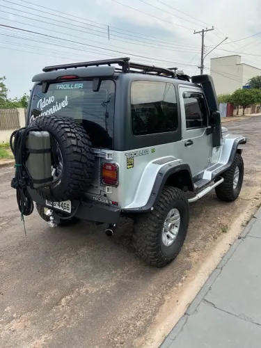Troller T-4 4X4 3.0 TB Int. Cap. Rígida Diesel 2011