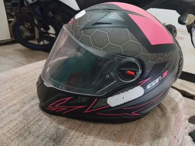 Capacete novo