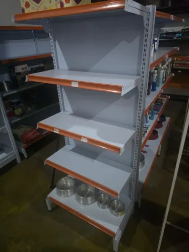 Vende se fundo de loja.de ração.