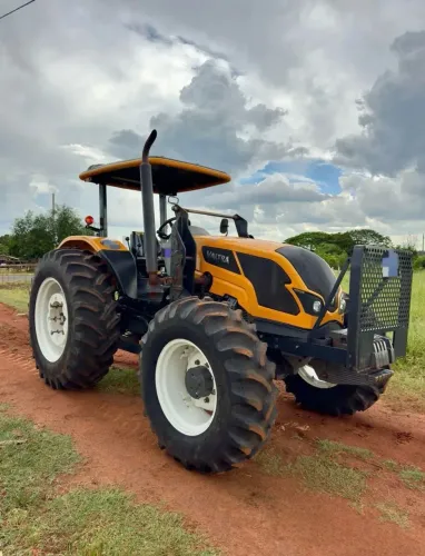 Trator Valtra A950R 4x4 2021- Com 2.521 horas