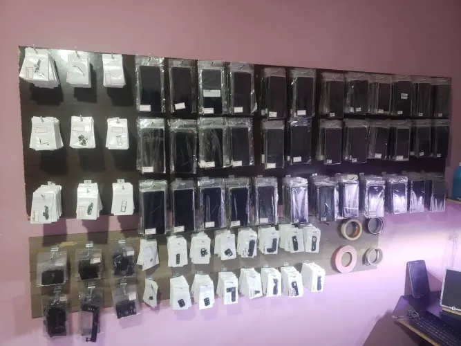 Telas frontais e peças para reposição todas as marcas!!