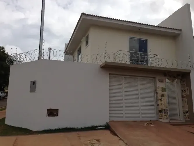 CASA DE ESQUINA À VENDA | IBITURUNA - MONTES CLAROS/MG
