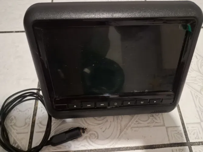 TELA DVD PARA ENCOSTO DE CABEÇA - USADA, MAS NOVÍSSIMA! ?