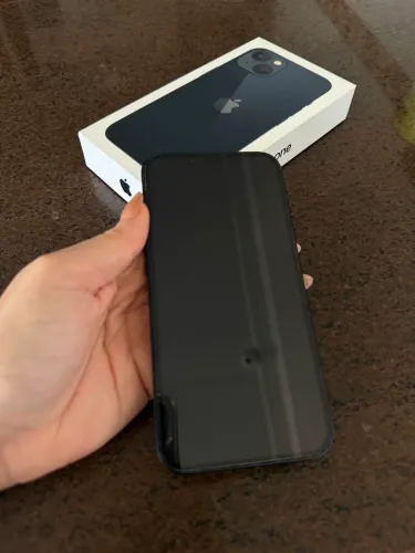 Vende-se iPhone 13