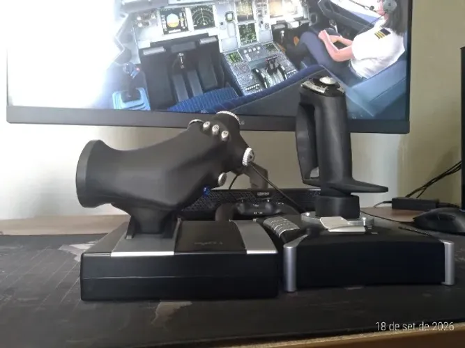 HOTAS PXN-2119PRO - Simulação de voo