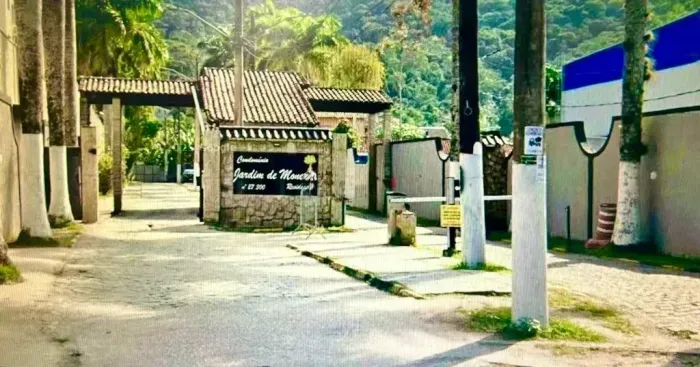 OPORTUNIDADE Terreno em Condomínio Fechado de Alto Padrão
