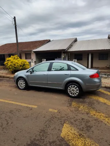 Fiat Linea Essence 1.8 Flex 16V 4P 2015