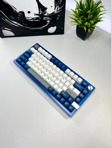 Teclado Montech Mkey Pro