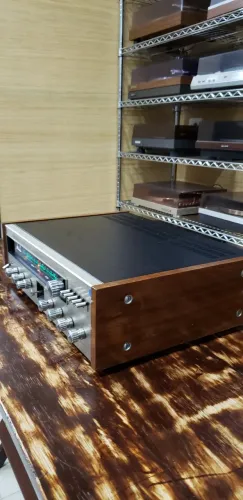 Receiver Akai - Modelo As-8100s - Marantz Pioneer Vintage Hi-fi Som Jbl Cabinada Blindada