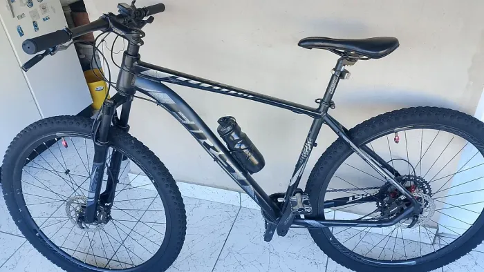 Bicicleta FIRST
