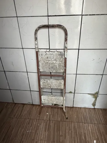 Escada de ferro 3 degraus