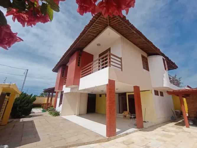 Linda Casa Nascente com cinco suítes, Jardim Petrópolis 2