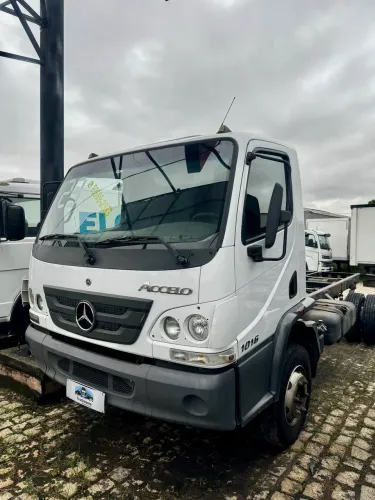 Mercedes Accelo 1016 2022