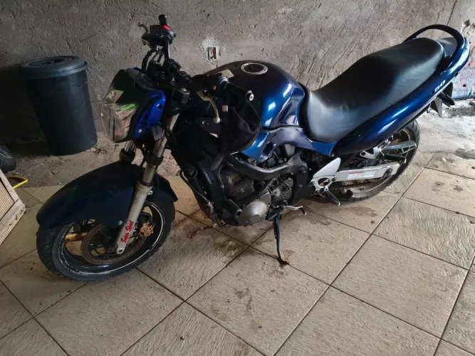 Suzuki gsxf 750 nakked 