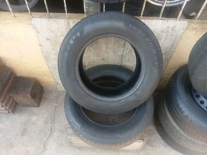 Pneu 185/70 R 14