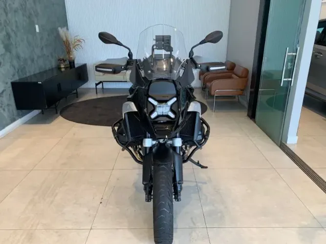 BMW R 1300 ADENTURE TRIPLE BLACK