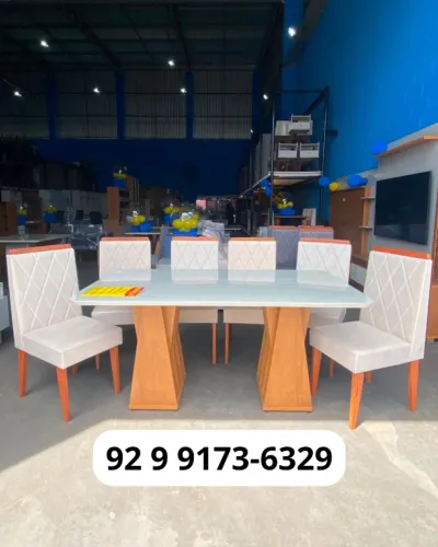 Mesa Orquestra 6 Lugares com 6 Cadeiras - R$ 2.500