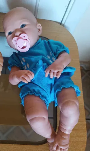 Boneca linda ?