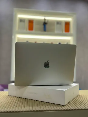 *?MACBOOK AIR M1 CHIP BATERIA 98% ?APENAS 10 CICLOS? R$3.700,00*?