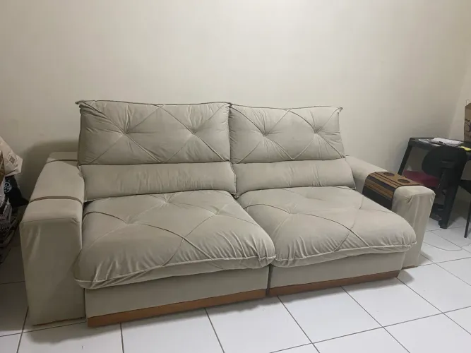 SOFÁ RETRÁTIL E RECLINÁVEL 2,40M - EXCELENTE ESTADO