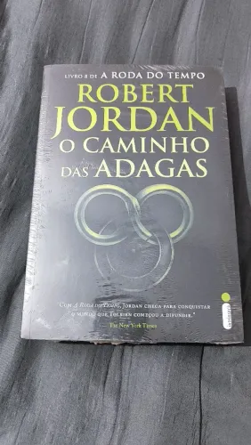 A Roda do Tempo - O Caminho das Adagas - Robert Jordan