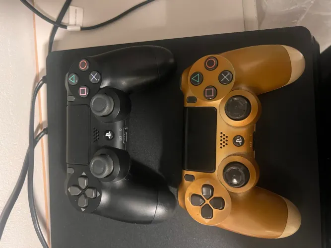 PS4 