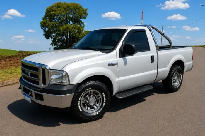 Ford F-250 XLT 3.9 4X2 Diesel TB 2010