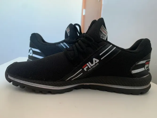 Sapato  fila original nunca usado tam: 36