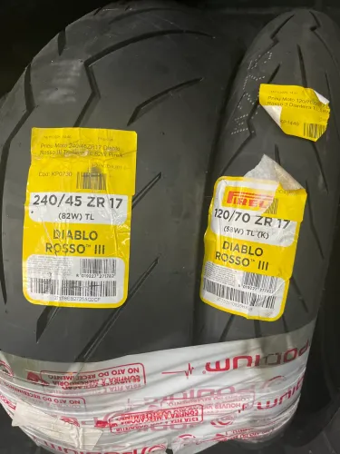 Pneus para Ducati Diavel . Par de Pneu Diablo Rosso 3