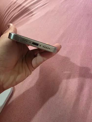 Vende-se iPhone 15 pro