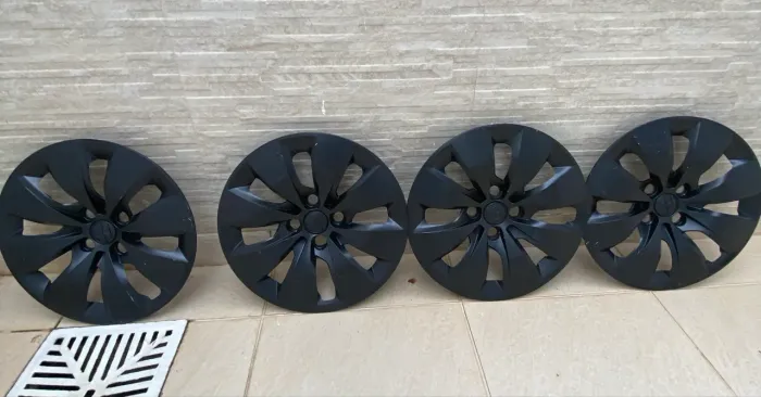 Calotas VW aro 15 Originais Saveiro 2025