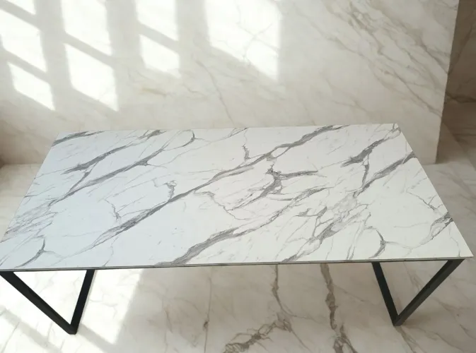 ? Mesa de Escritório Thyago Otto 1,80m - Branco Mármore | Seminova