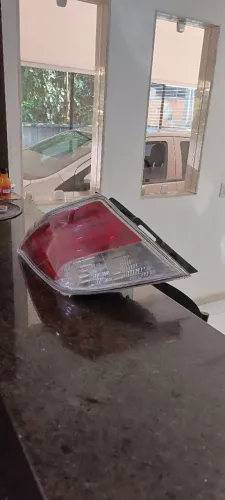 Farol Traseiro Esquerdo Prisma