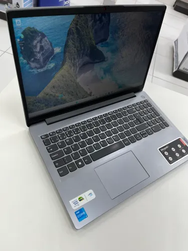 Notebook Lenovo 