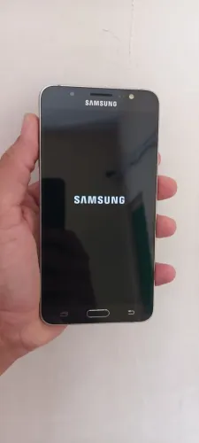 Samsung Galaxy J7 Metal