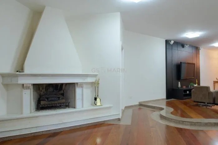 Casa à venda no Condomínio Residencial Tucanos, em Londrina