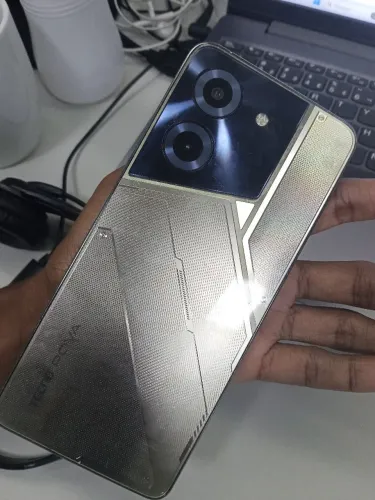 Celular tecno pova 5