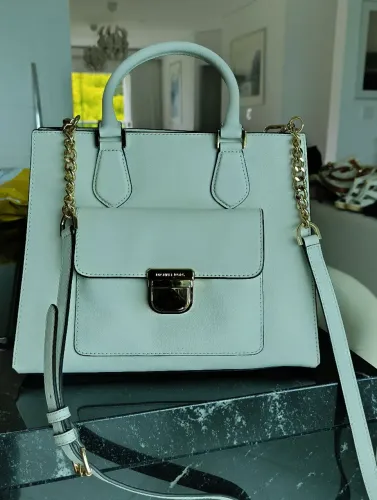 bolsa de couro branca Michael Kors Bridgette Medium EW Tote 