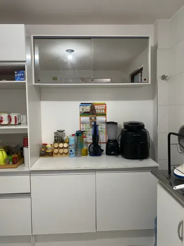 Armário de cozinha. IMPERDÍVEL!!!